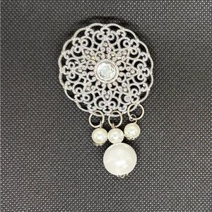 Elegant Silver-Tone Filigree Clear Rhinestone & Faux Pearl Drop Brooch